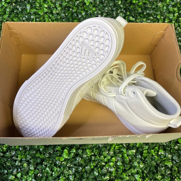 Adidas - Picture 2 of 2